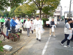 秋の町内一斉清掃